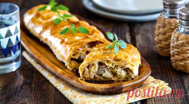 Штрудель с капустой и колбасками