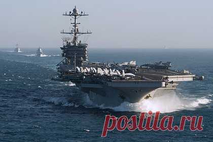 В США рассказали о потребности России в атомном авианосце. России требовался атомный авианосец, однако у нее не было средств на его создание, утверждает американское издание 19FortyFive. В публикации отмечается, что российские СМИ в мае 2019 года рассказывали о планах по строительству атомного авианосца водоизмещением 70 тысяч тонн.