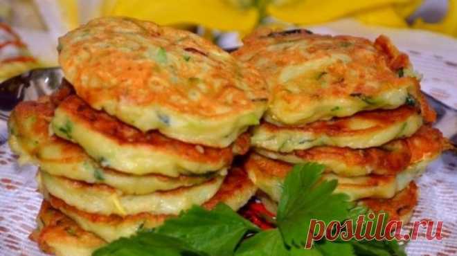 Как приготовить оладушки из мякоти кабачков :: Кулинарные рецепты