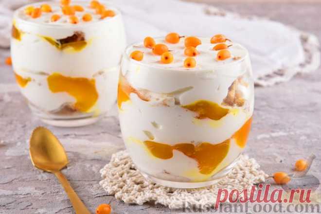 Рецепт: Пряный трайфл с морковным бисквитом и облепихой на RussianFood.com