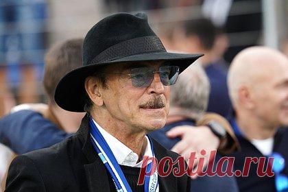 Михаил Боярский пожаловался на ухудшение когнитивных функций после коронавируса. Российский актер и музыкант Михаил Боярский пожаловался на ухудшение когнитивных функций после перенесенного коронавируса. Боярский впервые за долгое время выступил на вечере памяти композитора Виктора Резникова. За кулисами мероприятия 73-летний народный артист пожаловался на свое состояние.