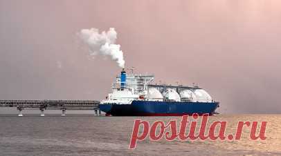 ЕК хочет использовать стену дронов для слежения за судами с нефтью России. Глава Еврокомиссии Урсула фон дер Ляйен заявила о желании использовать так называемый проект «стена дронов» для слежки за судами с российской нефтью. Читать далее