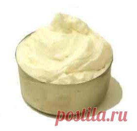 Как приготовить сметанный крем со сгущенкой для торта :: SYL.ru
