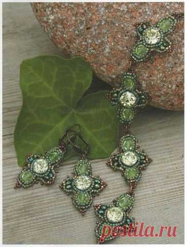 Украшения из бисера