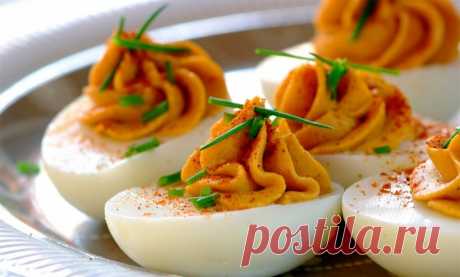 Фаршированные яйца: отличная закуска! 16 вариантов — Вкусные рецепты