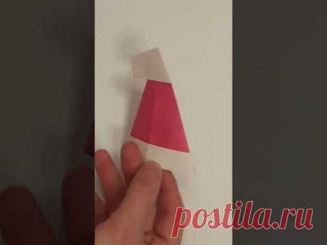 Шапка Деда Мороза с бубоном из бумаги; Santa Claus hat with paper bubo #shorts