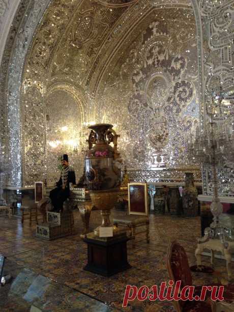 Hall of Mirror Golestan Palace in Tehran, Iran.  |  Pinterest: инструмент для поиска и хранения интересных идей