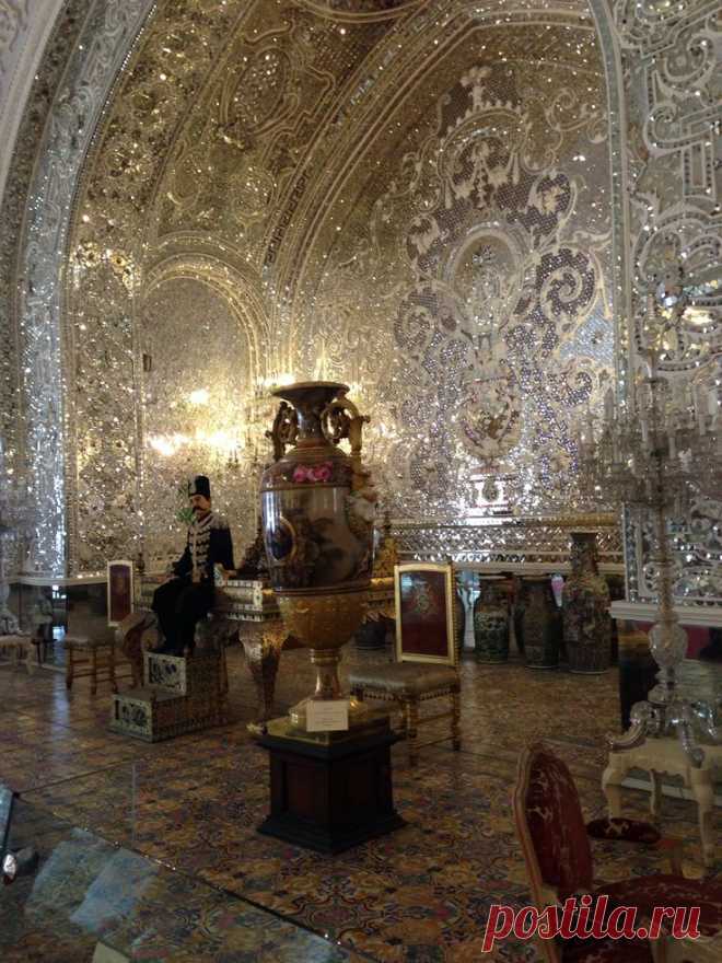Hall of Mirror Golestan Palace in Tehran, Iran.  |  Pinterest: инструмент для поиска и хранения интересных идей