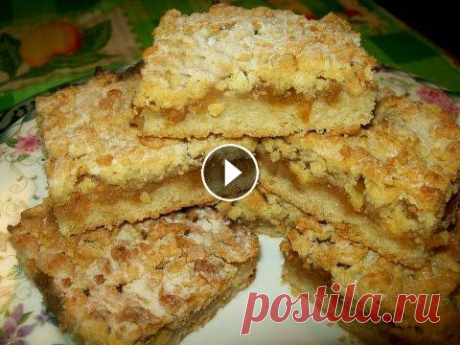 Тертый пирог с яблоками Вкусный, не сложный в приготовлении, сладкий пирог, тесто слегка рассыпчатое, немного напоминает печенье)яблоки дают приятную кислинку)очень вкусно!! ...