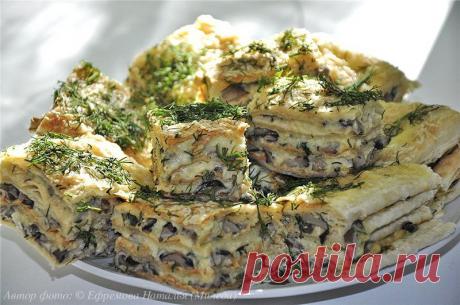 Закусочный &quot;Наполеон&quot; с картофельно-грибным кремом.