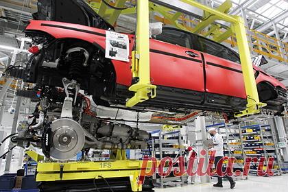 Раскрыто влияние спецоперации на российское производство. Производственная активность в России в марте сокращалась самыми быстрыми темпами с пандемийного мая 2020 года. Такое влияние на российское производство оказало резкое увеличение сроков доставки и нехватка материалов, начавшиеся после начала спецоперации на Украине. Индекс производственной активности упал до 44,1 п.п.