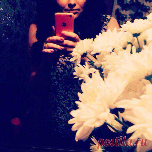 Лена Гоголева