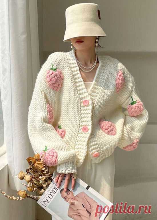 Plus Size White V Neck Button Knit Sweater Winter Coat Plus Size White V Neck Button Knit Sweater Winter CoatFabric: Knit BlendedSize & Fit: Fit: This garment fits true to size.Length: Size XL measures 20.28