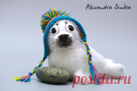 PDF Нерпёнок Снежок крючком. FREE crochet pattern; Аmigurumi animal patterns. Амигуруми схемы и описания на русском. Вязаные игрушки и поделки своими руками #amimore - тюлень, морской котик, нерпа.