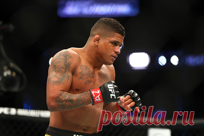 Боец UFC поделился ожиданиями от поединка против Чимаева. Бразильский боец смешанного стиля (MMA) Гилберт Бернс поделился ожиданиями от предстоящего поединка с чеченским спортсменом Хамзатом Чимаевым. «Я думаю, что мне есть что противопоставить его игре. Я умею защищаться от проходов в ноги, могу ответить в ударке. Я жду настоящей войны», — заявил Бернс.