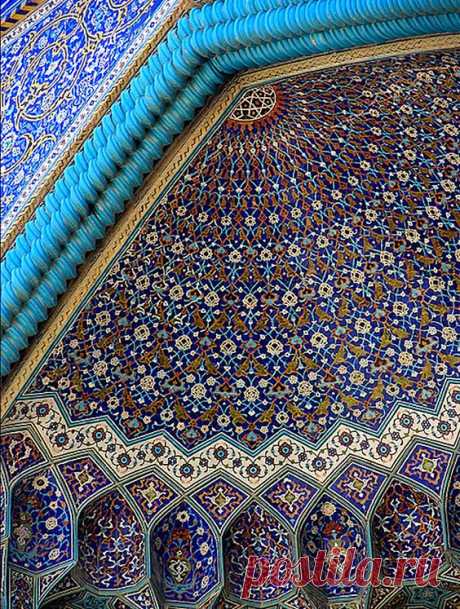 Mosque of Isfahan, Iran detail   |   Pinterest • Всемирный каталог идей
