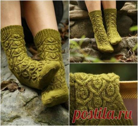 Носки красивым узором вязаные спицами | Handmade24