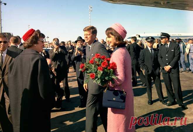 «Пусть видят»: почему Жаклин Кеннеди не стирала окровавленный костюм Chanel