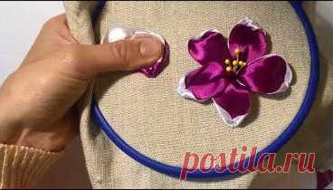 Красивый и простой цветок из атласной ленты /A beautiful and simple flower made from satin ribbon