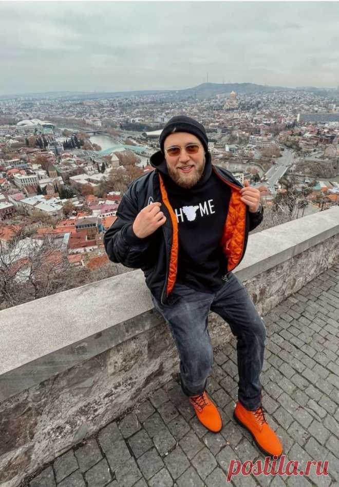 Комик Илья Макаров: «Лепс устроил нам шикарный прием. Завалил стол едой!» Последние новости шоу-бизнеса России и мира, биографии звезд, гороскопы - Вешкаймские вести