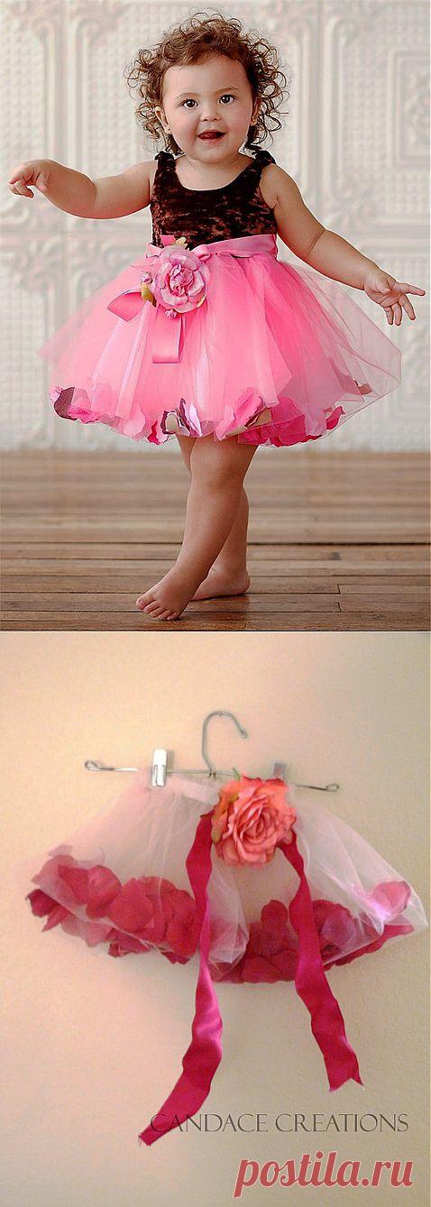 Пышные юбочки для девочек с цветочными лепестками. Мастер-класс, видео и много идей!.