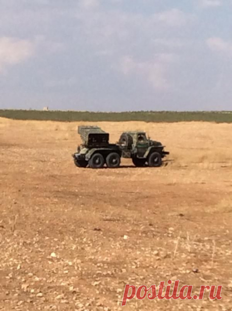 Срочно ВС Сирии используют РСЗО &quot;ГРАД&quot; в ходе наступления на боевиков.
pic.twitter.com/WRcKPtPYaH