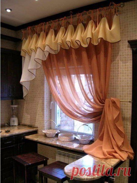 Красивый ламбрекен на кухню