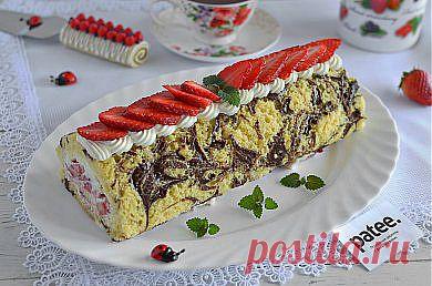 Рулет с клубникой и с кремом из маскарпоне - рецепт с фотографиями