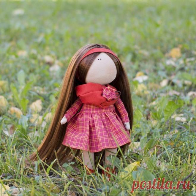 Текстильная кукла от макушки до пяточек Со слов автора. Разрешите представить вашему вниманию мой первый мастер-класс, который посвящен созданию текстильной, интерьерной куколки. Я старалась сделать все очень подробно, чтобы каждый желающий...