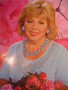 Красиво сказано!!!Пускай года, как ласточки летят. Зависит возраст женщины-от духа. Быть можно молодой и в пятьдесят. А можно жить и в двадцать, как старуха!!!  Лариса Рубальская