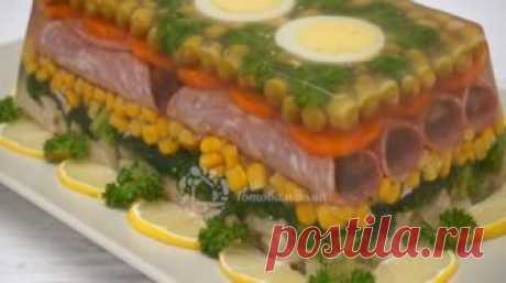 Праздничное заливное из курицы с овощами: красота неописуемая
