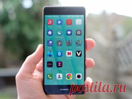 Пользователям Huawei P9 уже доступна бета-версия Android 7.0 Похоже, что прошлогоднее сотрудничество с Google и выпуск Nexus 6P для компании Huawei не прошли даром. Официальный релиз Android 7.0 Nougat должен состояться в ближайшие месяцы, но владельцы флагманского Huawei P9 уже могут установить на свои устройства бета-версию новой версии операционной системы. Сборку опубликовал один из пользователей популярного сайта для разработчиков XDA. Интересно, что её можно установить поверх стоковой…