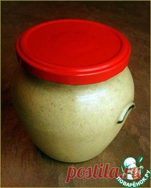 ГОРЧИЦА ЯБЛОЧНО-ГРУШЕВАЯ - кулинарный рецепт *****
Порошок горчичный	(с горкой, примерно 100 г.) — 7 ст. л. 	
• Груша	(твёрдые свежие ) — 500 г 	
• Яблоко	( кисло - сладкие  ) — 500 г 	
• Мед	(с хорошей горкой) — 1 ст. л. 	
• Соль	(с небольшой горкой) — 2 ч. л. 	
• Уксус	(яблочный 5%) — 50 мл 	
• Корица	(молотая) — 1/3 ч. л. 	
• Орех мускатный	(молотый) — 1/4 ч. л. 	
• Перец душистый	( молотый)  — 10 горошин 	
• Гвоздика	( перемолотые соцветия /без ножек/  ) — 10 шт