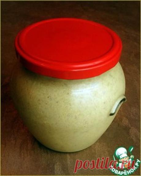 ГОРЧИЦА ЯБЛОЧНО-ГРУШЕВАЯ - кулинарный рецепт *****
Порошок горчичный	(с горкой, примерно 100 г.) — 7 ст. л. 	
• Груша	(твёрдые свежие ) — 500 г 	
• Яблоко	( кисло - сладкие  ) — 500 г 	
• Мед	(с хорошей горкой) — 1 ст. л. 	
• Соль	(с небольшой горкой) — 2 ч. л. 	
• Уксус	(яблочный 5%) — 50 мл 	
• Корица	(молотая) — 1/3 ч. л. 	
• Орех мускатный	(молотый) — 1/4 ч. л. 	
• Перец душистый	( молотый)  — 10 горошин 	
• Гвоздика	( перемолотые соцветия /без ножек/  ) — 10 шт