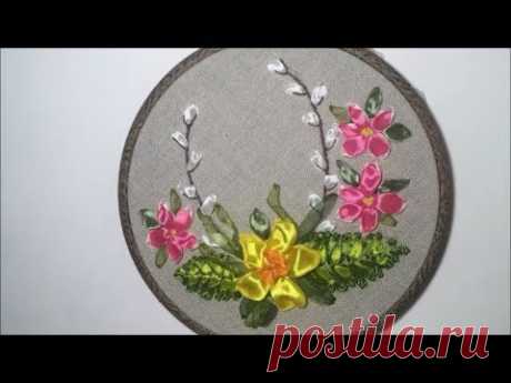 Цветочная композиция вышитая лентами / Floral arrangement embroidered with ribbons