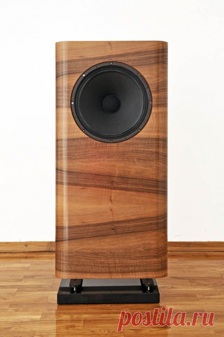 Found on hawthorneaudio.us
Michael Wijsman
www.hawthorneaudi... - www.remix-numeris...