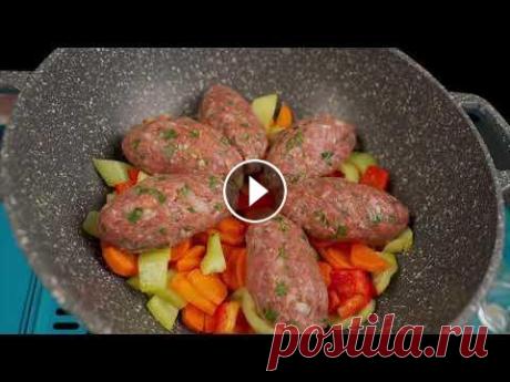 Котлеты больше не жарю! ТОЛЬКО ТАК! Невероятно вкусно и просто! Мои видео на Яндекс Дзен Куриные голени в овощном соусе Голени куриные без кожи 1 кг Помидоры 600 г Репчатый лук 140 г Чеснок 3-4 зубчика Яблоко 200 г...