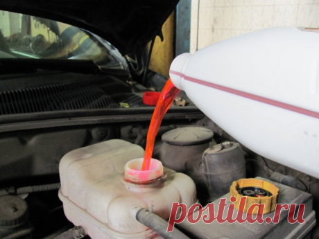 Как сильно закручивают крышку расширительного бачка системы охлаждения