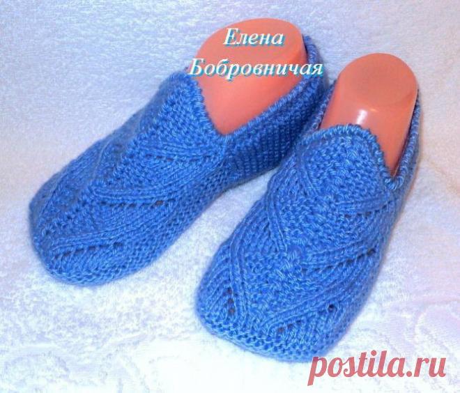 Тапочки с ажурной вставкой. Автор Елена Бобровничая