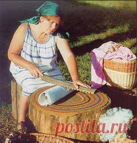 Бученье наших прабабушек. Рубель, скалка и утюг