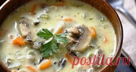 Сливочный суп с рисом и грибами