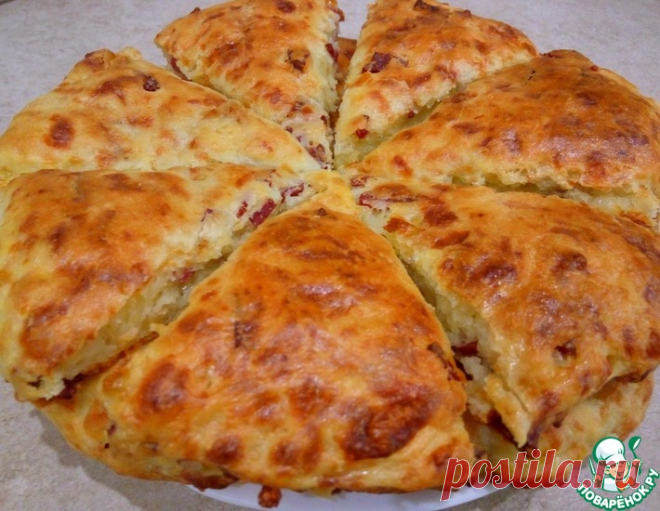 Сконы с сыром и колбасой –