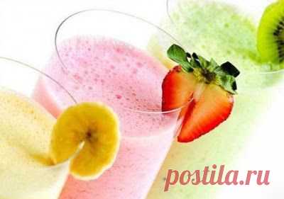 Готовим молочные коктейли дома! 5 способов зарядиться энергией фруктово-ягодных напитков.