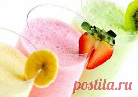 Готовим молочные коктейли дома! 5 способов зарядиться энергией фруктово-ягодных напитков.