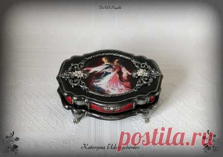 Шкатулочка "Танец" в цвете. Повтор.