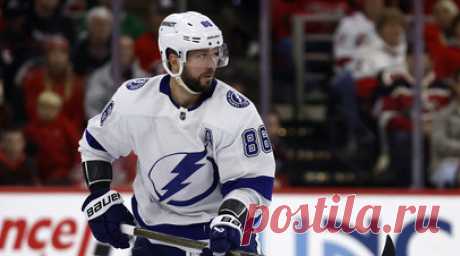 Кучеров — о лидерстве в НХЛ по броскам в створ: стараюсь быть как Ови. Российский нападающий «Тампа-Бэй Лайтнинг» Никита Кучеров прокомментировал своё лидерство в регулярном чемпионате Национальной хоккейной лиги (НХЛ) по броскам в створ. Читать далее