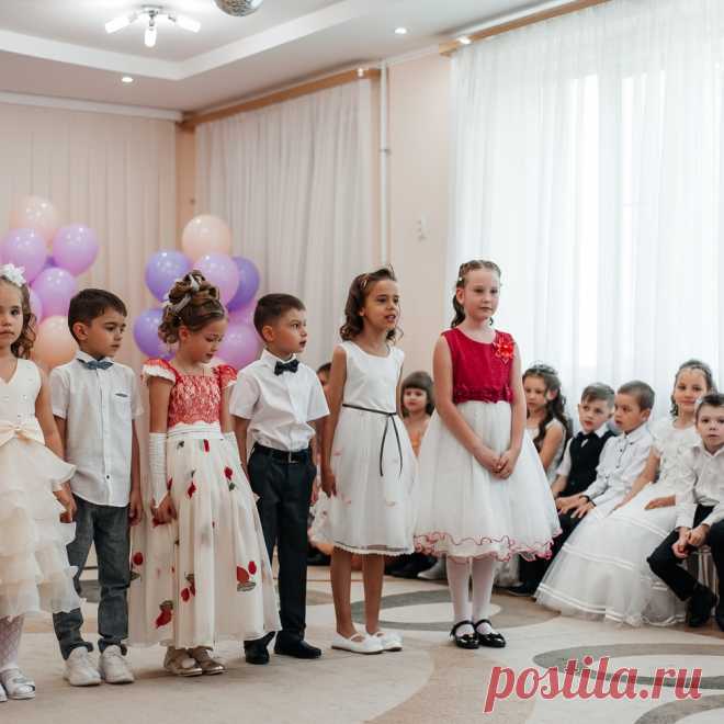 💌 Выпускные альбомы, где каждая фотография олицетворяет вашего ребенка
🤩 Персональный подход 📸 Профессиональный фотограф 💖 Доступные цены
🌍 Работаем по Санкт-Петербургу и Ленинградской обл. 📞 +7(921)580-40-01