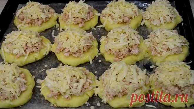 Картофельные ватрушки с курицей. Необычно и вкусно