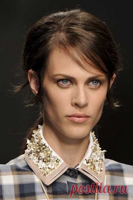(87) Embellished Collar | N21 Spring Summer 2012. | Beaded collars