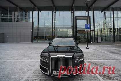Aurus задумали продавать на Ближнем Востоке и в Африке. Основным экспортным направлением для поставок автомобилей Aurus на ближайшую перспективу станут страны MENA — Северной Африки и Ближнего Востока. Кроме того, как рассказали в Минпромторге, до конца текущего года в ОАЭ может появиться сервисный центр Aurus и определен дистрибьютор.